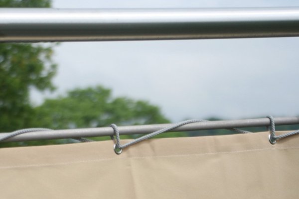 Balkonverkleidung (Größe S - M) aus Polyester